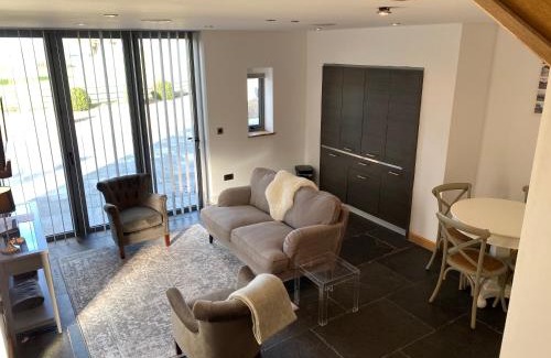Yeovil Apartment | The Farmyard Adults Only