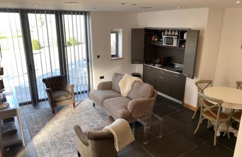 Yeovil Apartment | The Farmyard Adults Only