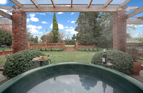 Benhar House | The Fern & Thistle Luxury B&B and Event Venue