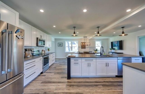 Milton Other | The Field House - Ideal For Multiple Families
