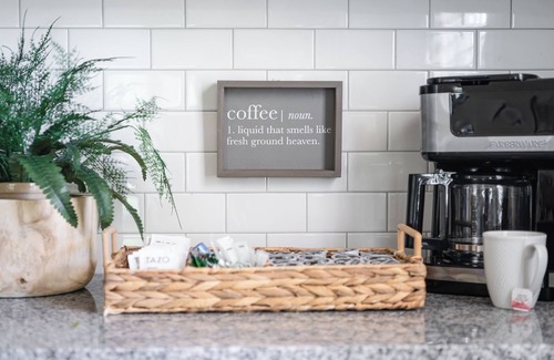 Brenham Cottage | The Fig Tree Country Cottage in Brenham TX - 20 min from Roundtop