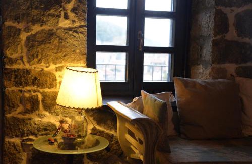 Samothrace House | The fig tree house