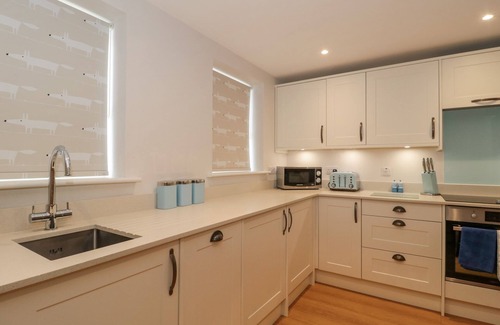 Bruton Cottage | THE FINAL FURLONG, pet friendly, with a garden in Bruton