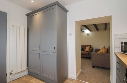 Pontesbury Cottage | THE FIRS, family friendly, character holiday cottage in Pontesbury