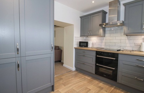 Pontesbury Cottage | THE FIRS, family friendly, character holiday cottage in Pontesbury