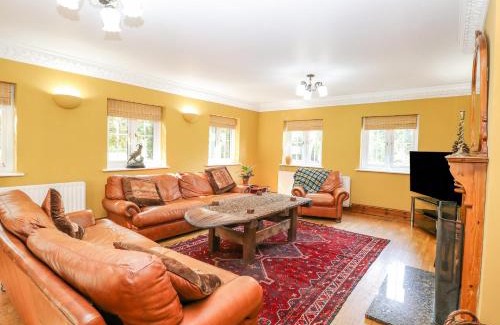 East Dereham House | The Firs