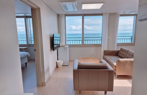 Haeundae Apartment | The First Ocean Songjung