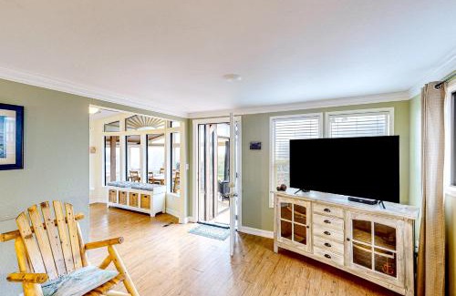 Brookings House | The Fish Bowl