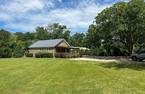 Morehead City House | The Fishermans Paradise with 45' Boat Slip in Beaufort