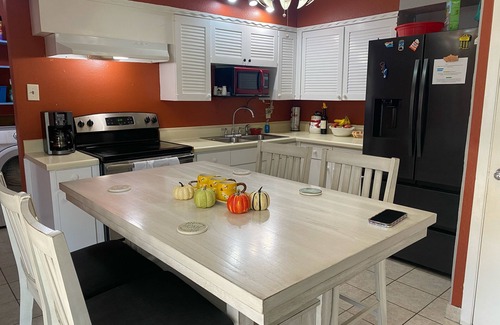 Irving House | The Five Letter Home