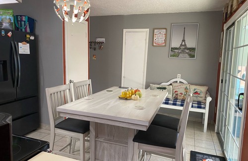 Irving House | The Five Letter Home
