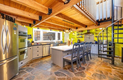 Baderville House | The Flagstaff Retreat- Best backyard in Flagstaff
