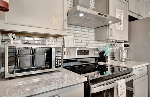 Rocky Point Apartment | The Flamingo Balcony Waterview Heated Pool