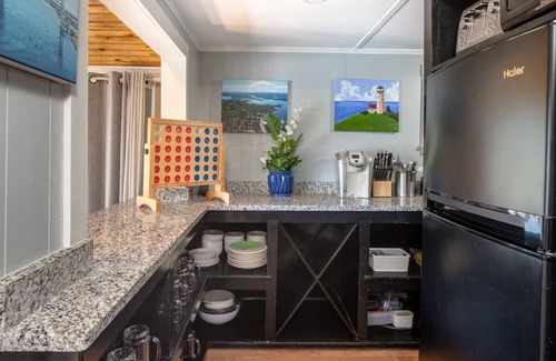 Onset House | The Flamingo House @OBC Cape Cod Beach Resort-12PPL.HotTub