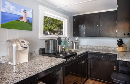 Onset House | The Flamingo House @OBC Cape Cod Beach Resort-12PPL.HotTub