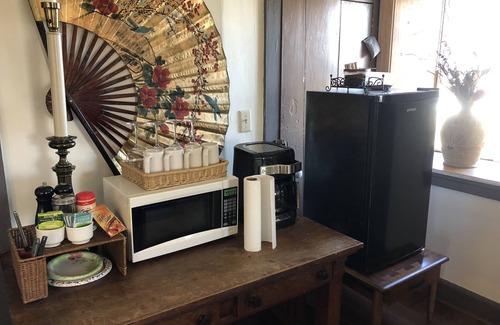 Bedford Apartment | The Flat above Horn O Plenty Freshtaurant