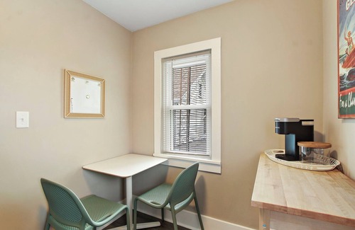 Lake Geneva Apartment | The Flats of Lake Geneva- Suite 2