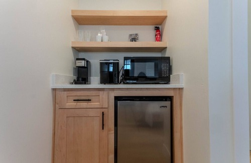 Coeur d'Alene Apartment | The Flats - Suite 6 - Downtown CDA!