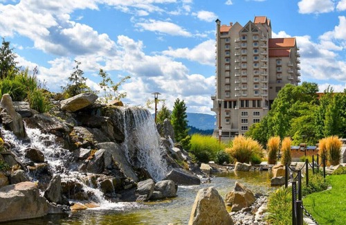 Coeur d'Alene Apartment | The Flats - Suite 6 - Downtown CDA!