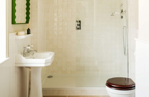 Cranborne Hotel | The Fleur de Lys