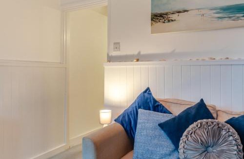 Birchington House | The Flint Cottages