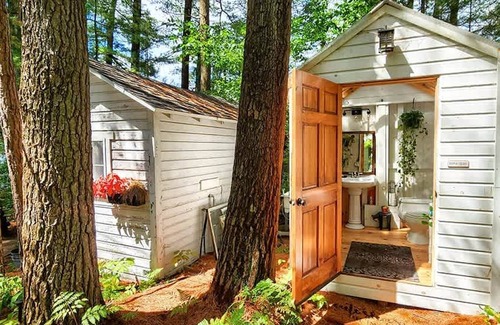 Brantingham Apartment | The Floater-a House Boat on Grant Island Bham Lk