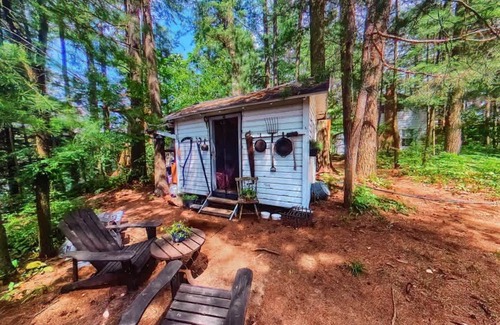 Brantingham Apartment | The Floater-a House Boat on Grant Island Bham Lk