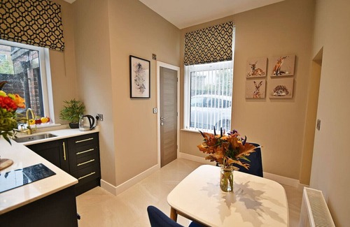 Rawtenstall Condo | The Florence Suite at Moat House Rawtenstall