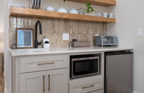Tyler Cottage | The Floret Cottage