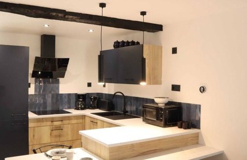 Servon House | The foam