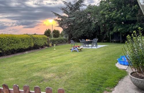 Kilkenny House | The Folly Guest House - Sleeps 28
