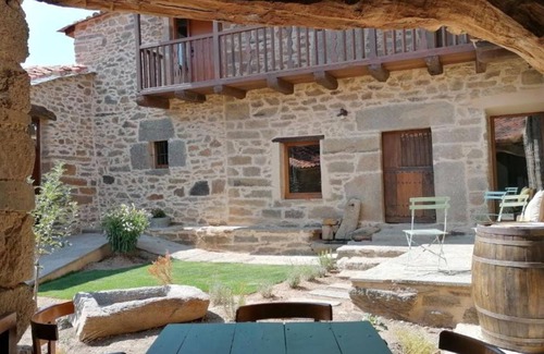 Ferreras de Arriba House | The Fontica