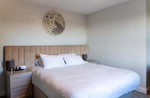 Bedford Apartment | The Fordham Inn