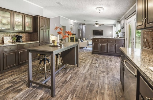 Conroe House | The Forest Hide Away