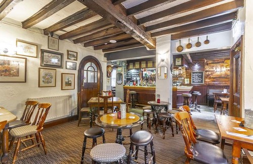 Edwinstowe Hotel | The Forest Lodge