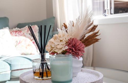 Forestville Apartment | The Forest Nest - private garden studio