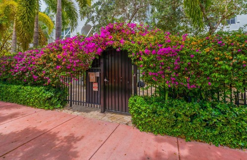 South Pointe Apartment | The Fountain 101 - One Bedroom Condominium