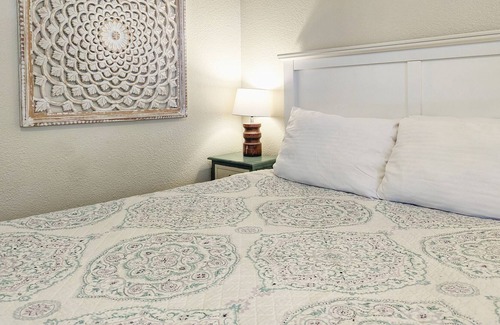 Manitou Springs House | The Fountain Creek Inn near the heart of downtown Manitou Springs!