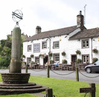 Linton-in-Craven Hotel | The Fountaine Inn