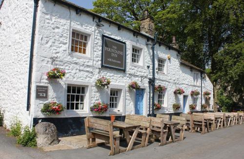 Linton-in-Craven Hotel | The Fountaine Inn