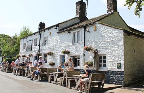 Linton-in-Craven Hotel | The Fountaine Inn