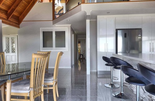 Ocean View House | The Four Bedroom Chalet at The View