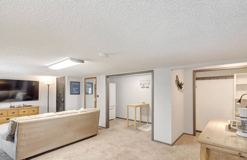 Morrison House | The Four Pines Whole Unit