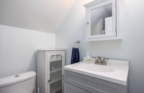 Wellston House | The Four Seasons - Your Home Away From Home