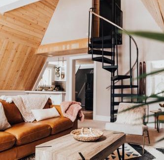 Blue River House | The Fox A-Frame - An Intimate Mountain Retreat