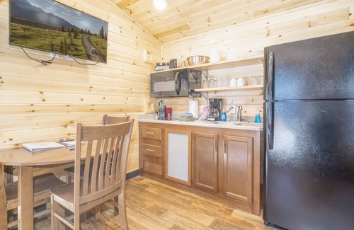 Bayfield Cabin | The Fox Den Cabin #14