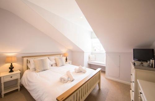 Melcombe Bingham Hotel | The Fox Inn