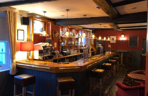 Much Wenlock Hotel | The Fox Inn