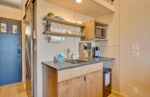 Lupton City Cabin | The Fox Tail Pine Treehouse at Treetop Escapes!