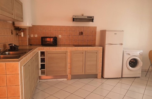 Saint-Louis Apartment | the Frangipani Apt T2